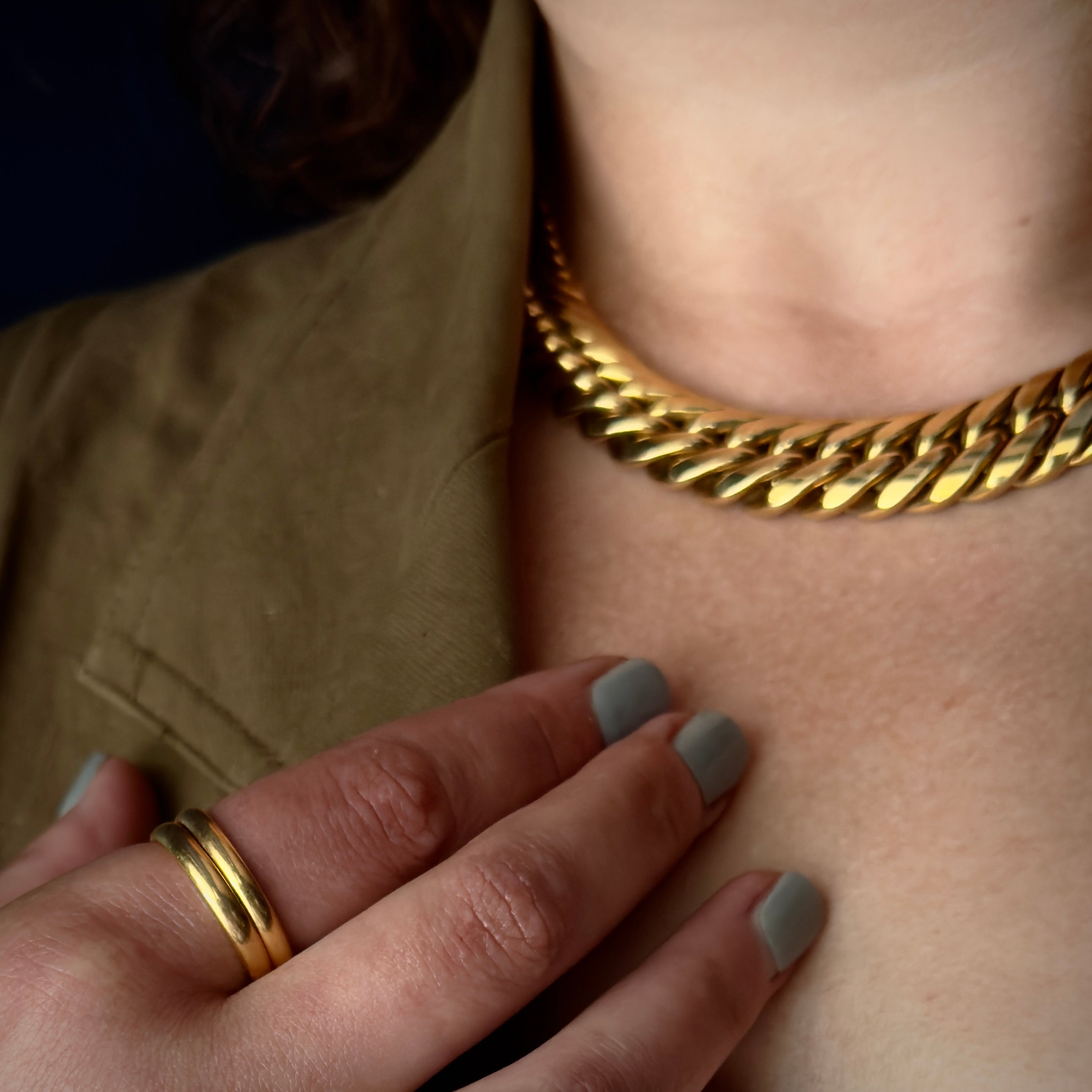 Vintage 1980's 18k Graduated Link Necklace- 18