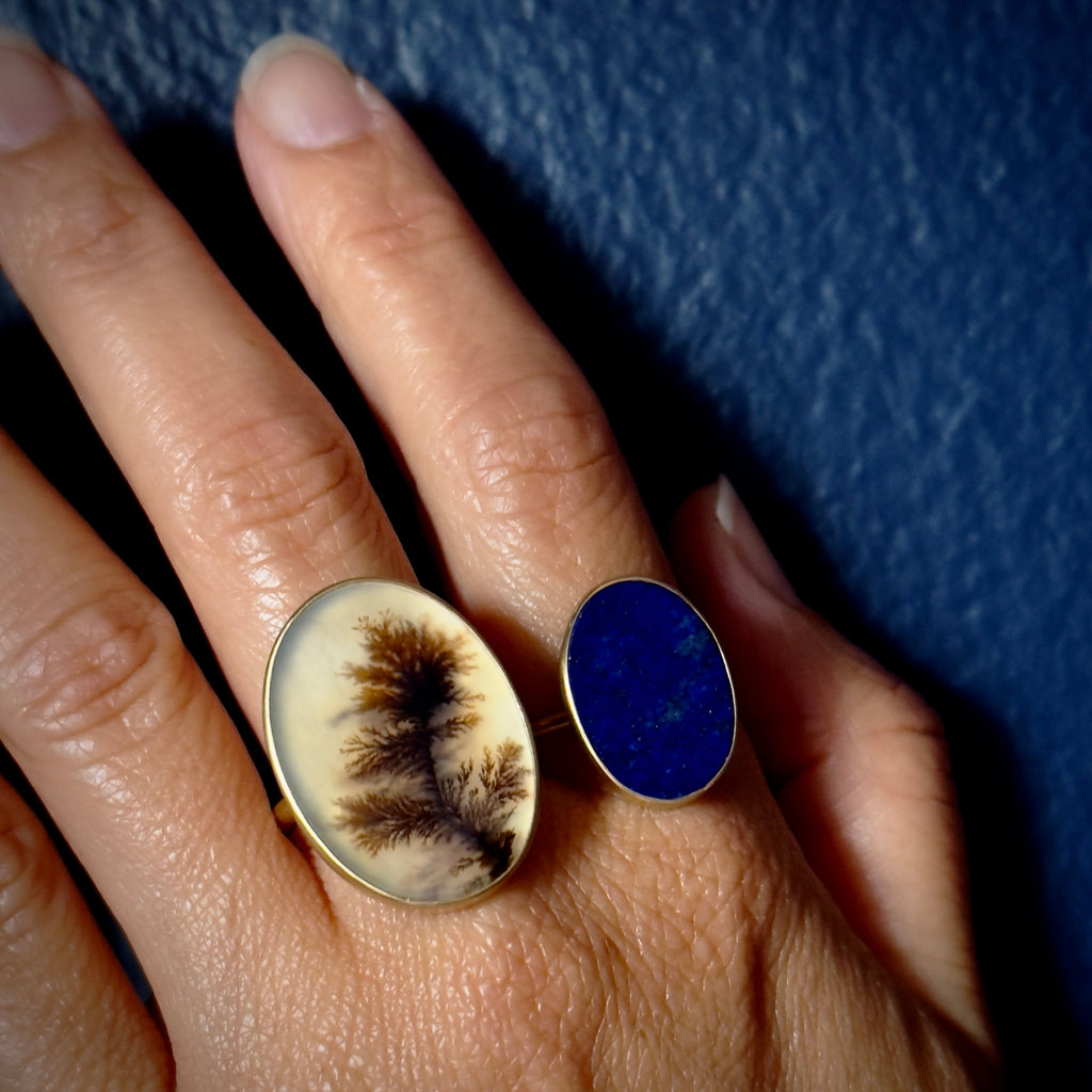 Gabriella Kiss 18k Larger Oval Windblown Dendrite Ring